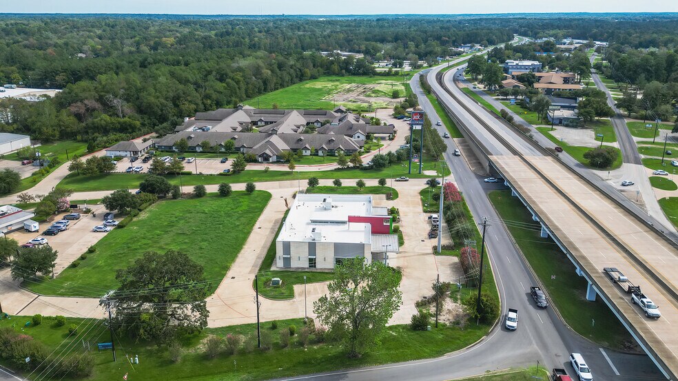 More Photos Of 101 S John Redditt Dr, Lufkin Medical For Sale