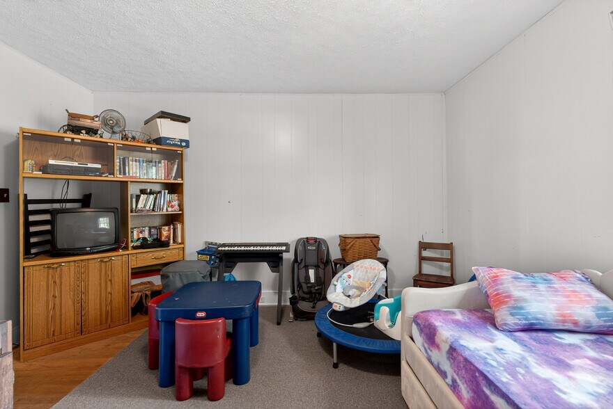 More Photos Of 2870 King William Ave, West Point Land For Sale