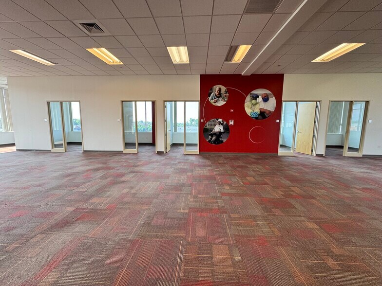 More Photos Of 101 Wason Ave, Springfield Medical For Lease