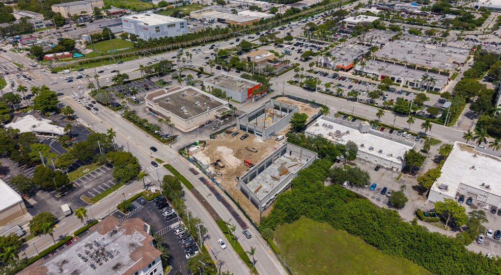 More Photos Of 2777 NE 185th St, Aventura General Retail For Lease