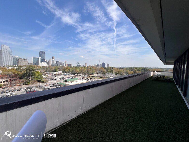 More Photos Of 550 Pharr Rd NE, Atlanta Office For Sale