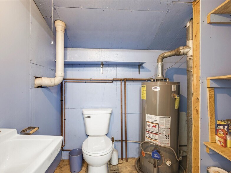 More Photos Of 4554 Il Route 173, Poplar Grove General Retail For Sale