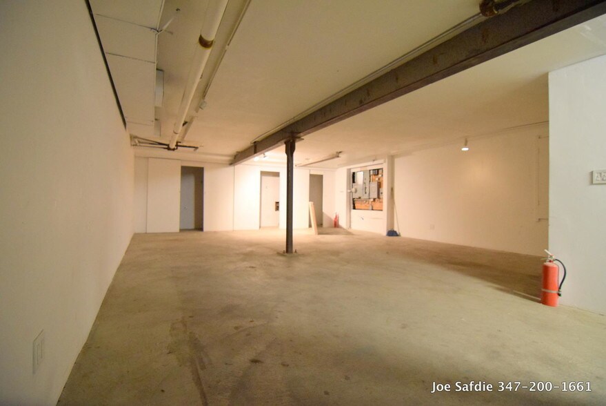 More Photos Of 154 Stanton St, New York Storefront Retail Residential For Lease