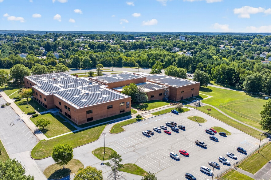 More Photos Of 1400 Panther Dr, Hampstead Schools For Sale