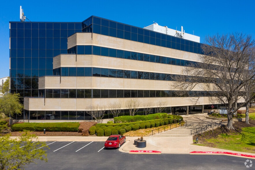 More Photos Of 6300 La Calma Dr, Austin Office For Lease