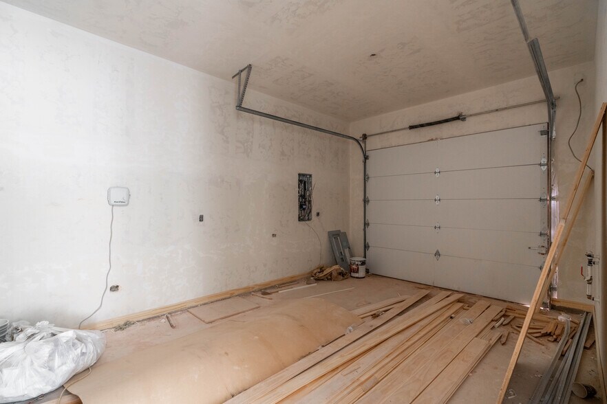 More Photos Of 3165 N Sooner Rd, Edmond Office For Sale