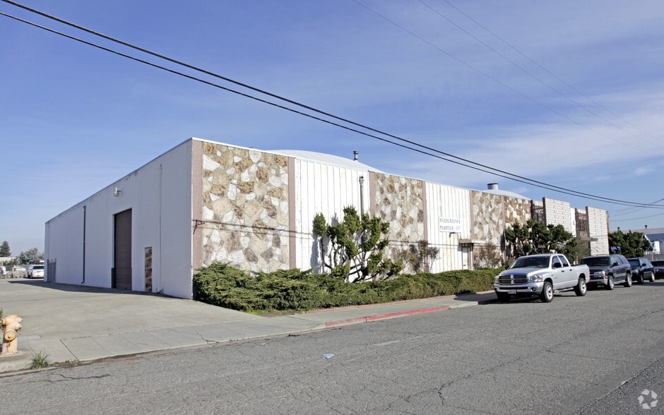 More Photos Of 1961-1967 National Ave, Hayward Manufacturing For Lease