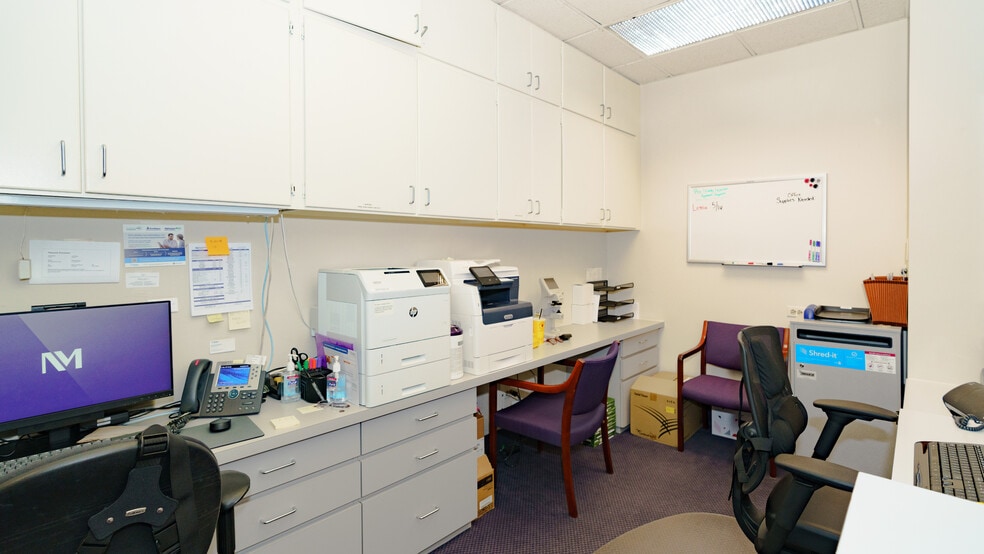 More Photos Of 50 E Washington St, Chicago Office For Sale