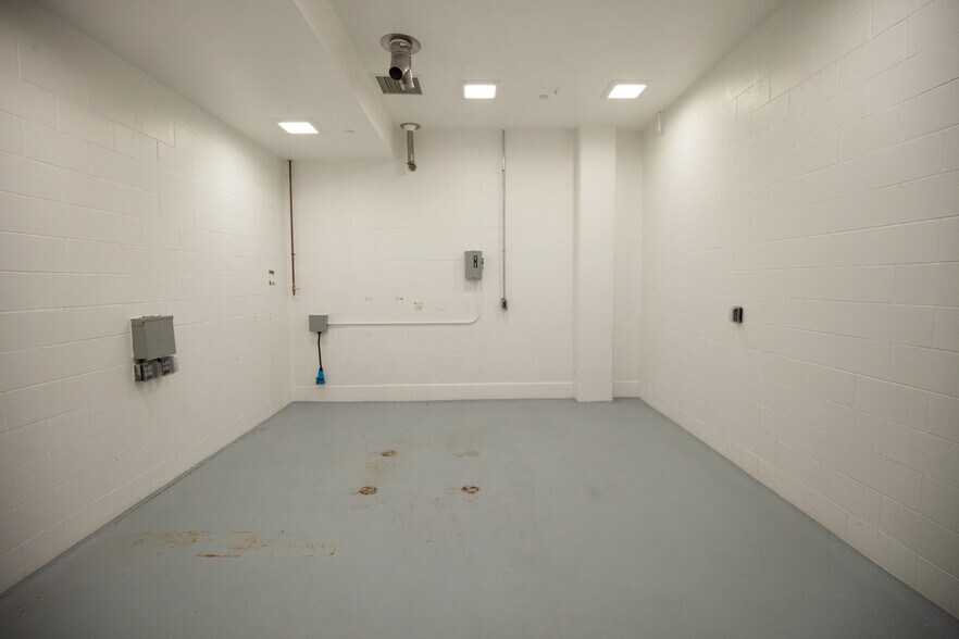 More Photos Of 1001 S 3rd St W, Missoula Manufacturing For Sale