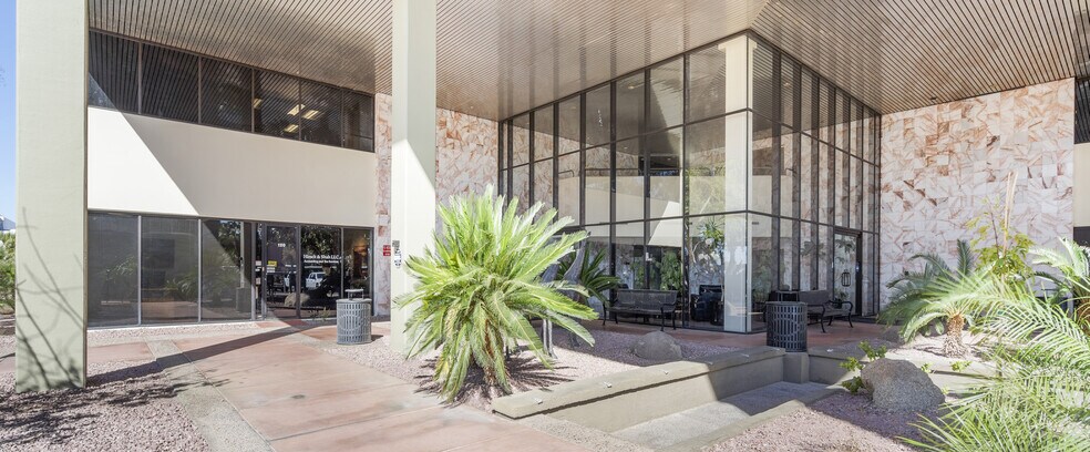 More Photos Of 2633 E Indian School Rd, Phoenix Office For Lease