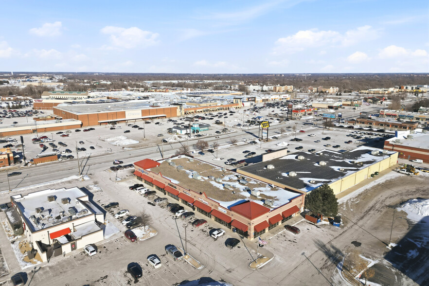 More Photos Of 4200 W Division St, Saint Cloud General Retail For Sale