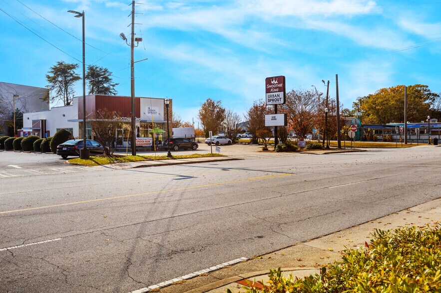 More Photos Of 876 Virginia Ave, Hapeville Fast Food For Sale
