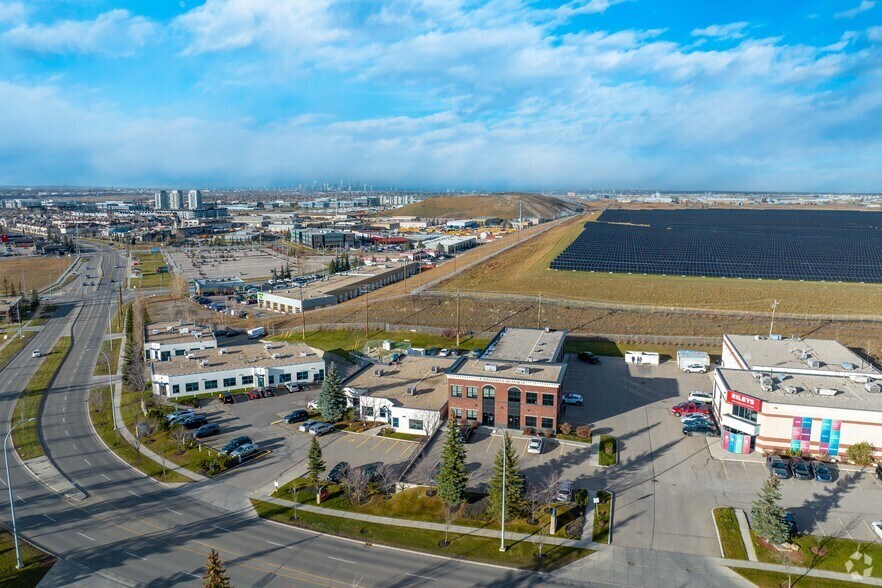 More Photos Of 3150 114th Ave SE, Calgary Office For Lease
