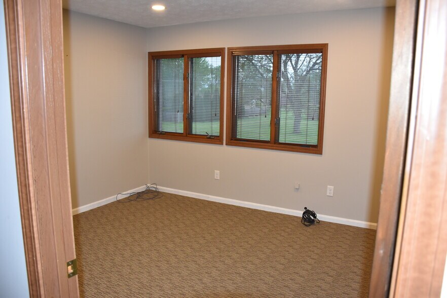 More Photos Of 5850 S County Road 25A, Tipp City Office For Lease