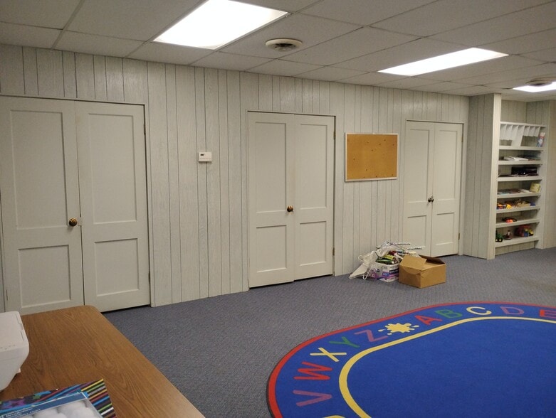 More Photos Of 906 Elm St, Coffeyville Religious Facility For Sale