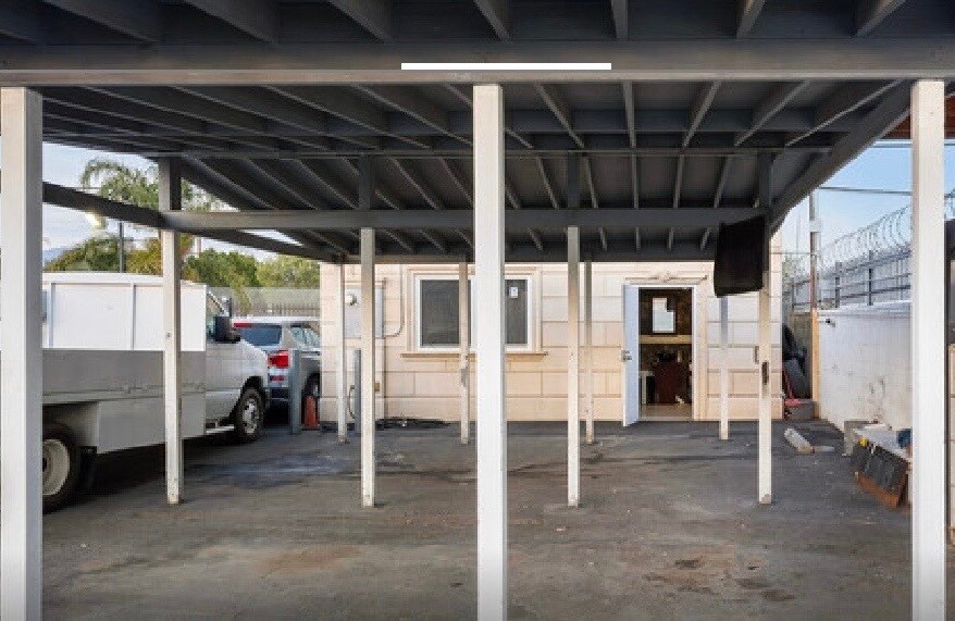 More Photos Of 9979 San Fernando Rd, Pacoima Land For Lease