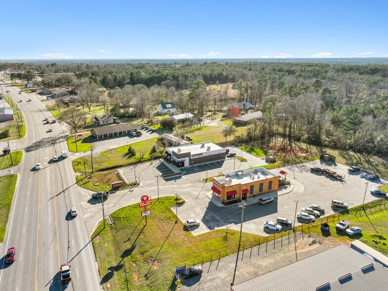 More Photos Of 4005 N College Ave, Jackson Freestanding For Lease