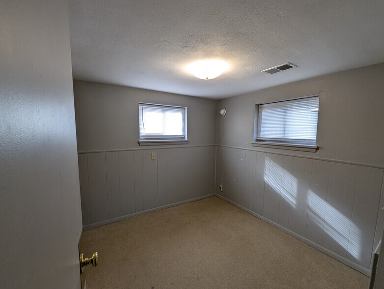 More Photos Of 1209 North St, Peoria Apartments For Sale