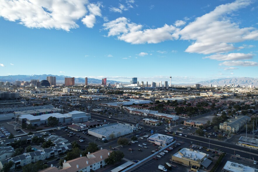 More Photos Of 1555 E Flamingo Rd, Las Vegas Office For Lease