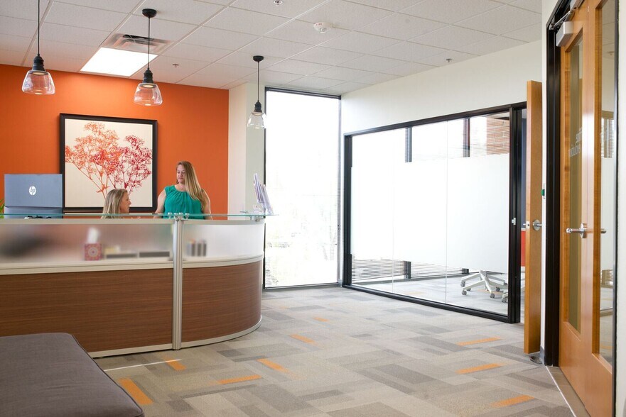 More Photos Of 4435 E Chandler Blvd, Phoenix Coworking Space