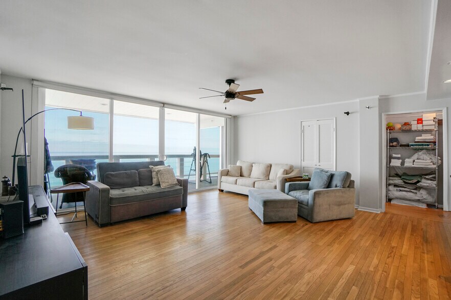 More Photos Of 11914 Beach Club Way, Malibu Multifamily For Sale