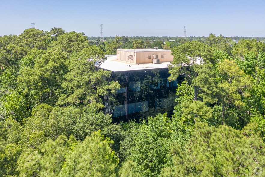 More Photos Of 2180 North Loop W, Houston Unknown For Lease