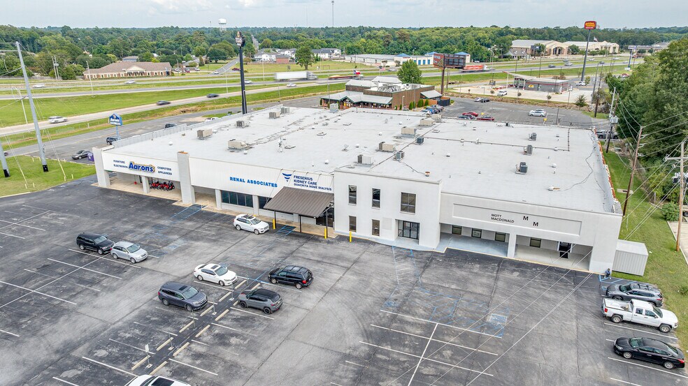 More Photos Of 401 Thomas Rd, West Monroe Medical For Lease