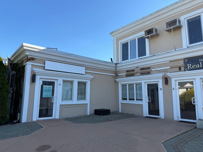 More Photos Of 3B Grant Ave, Islip Storefront Retail Residential For Lease