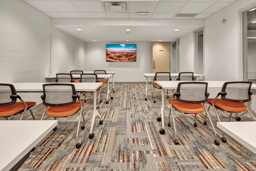 More Photos Of 717 W St Germain St, Saint Cloud Office For Sale