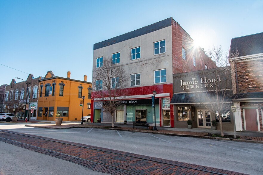 Primary Photo Of 726 Bank St NE, Decatur Storefront Retail Office For Lease