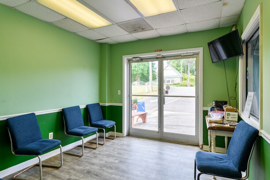 More Photos Of 921 Yadkinville Rd, Mocksville Carwash For Sale