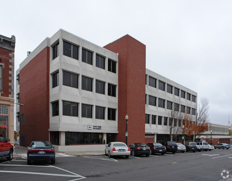 More Photos Of 221 W Lexington Ave, Independence Office For Sale