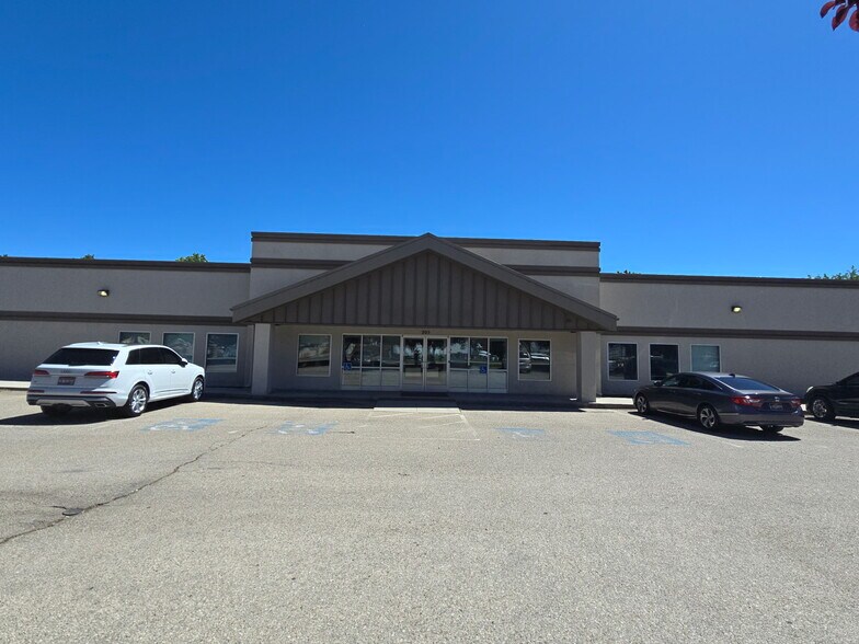 Primary Photo Of 205 E Watertower Ln, Meridian Office For Lease