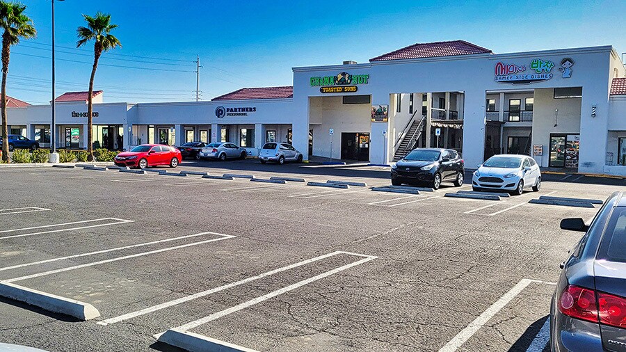 More Photos Of 2550 S Rainbow Blvd, Las Vegas Unknown For Lease