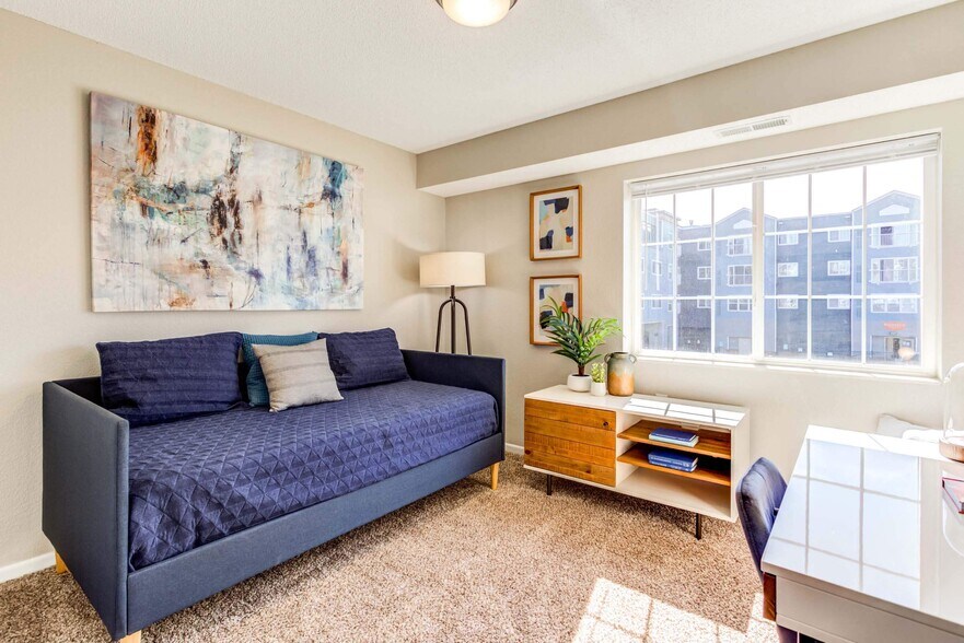 More Photos Of 110 E 1st St, Chaska Apartments For Lease