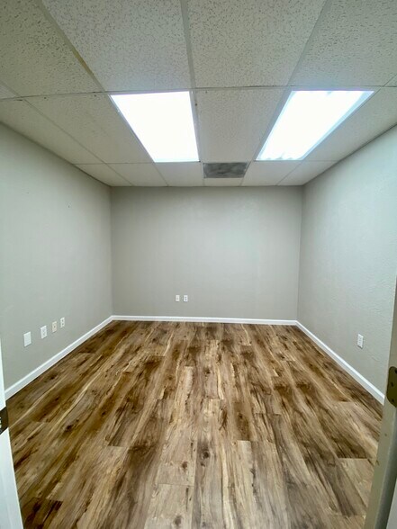 More Photos Of 3625-3695 Calder Ave, Beaumont Unknown For Lease