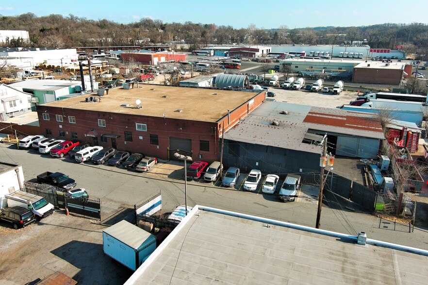 Primary Photo Of 2305 51st Pl, Hyattsville Warehouse For Sale