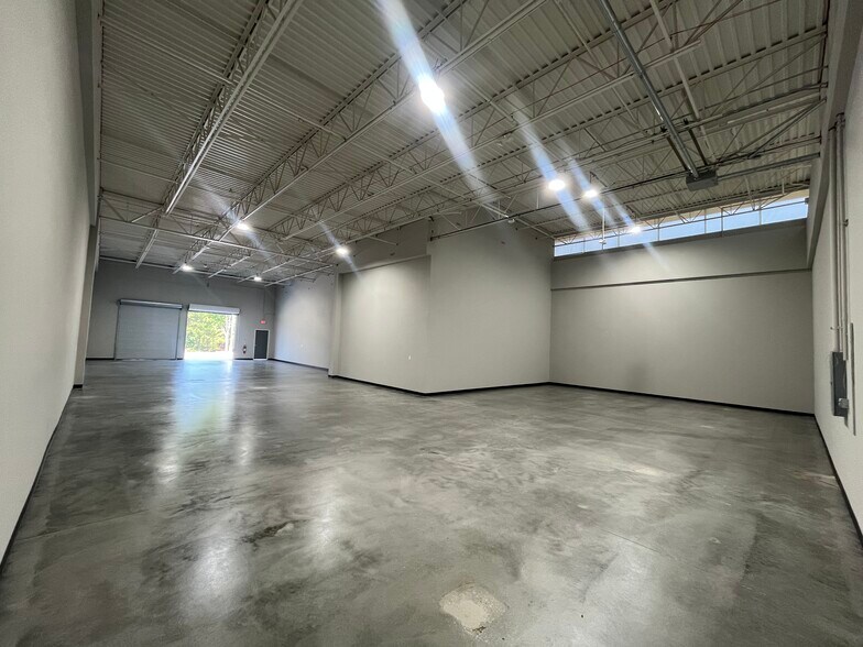 More Photos Of 3500 Loop Rd, McDonough Warehouse For Lease