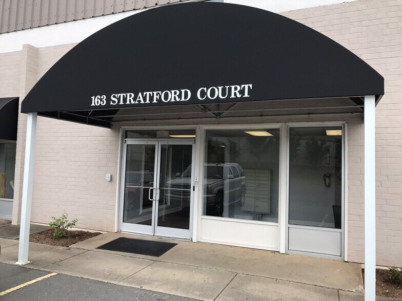 More Photos Of 163 Stratford Ct, Winston-Salem Office For Lease