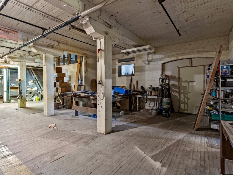 More Photos Of 1223 New York Ave, Sheboygan Industrial For Sale