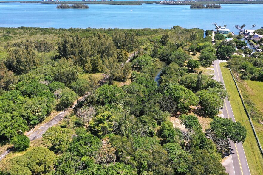 More Photos Of 250 Rouse Rd, Fort Pierce Land For Sale