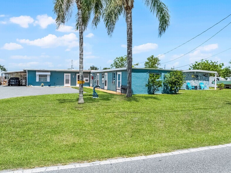 More Photos Of 13901 Old Dixie Hwy, Hudson Multifamily For Sale