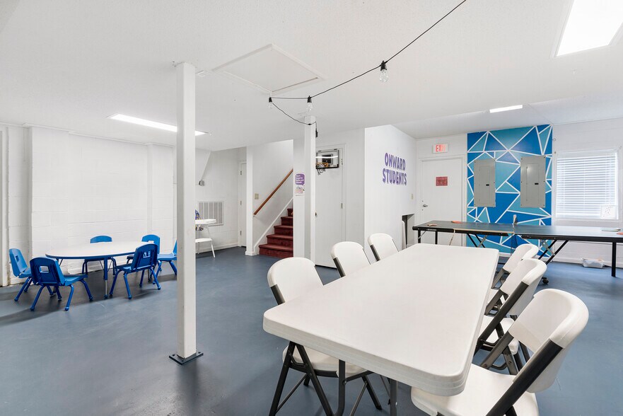 More Photos Of 5408 Tryon Rd, Raleigh Religious Facility For Sale