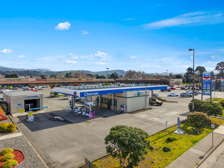 More Photos Of 701-761 S Fortuna Blvd, Fortuna Unknown For Lease