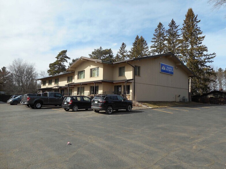 More Photos Of 325 Fire Monument Rd, Hinckley Hotel For Sale