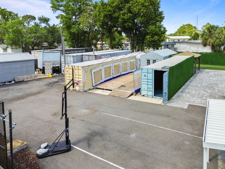 More Photos Of 5424 Edgewater Dr, Orlando Flex For Lease