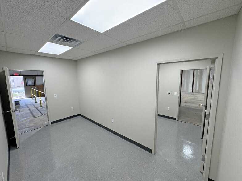 More Photos Of , Columbia Unknown For Sale