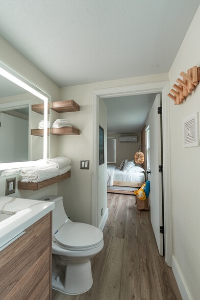 More Photos Of 2502 Tamarind Dr, Hutchinson Island Hotel For Sale