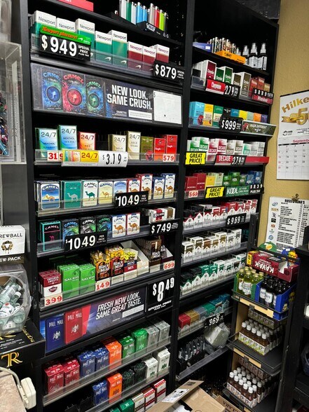 More Photos Of 200 E 6th St, Rolla General Retail For Sale