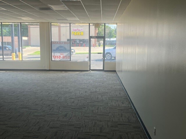 More Photos Of 719 W Rancier Ave, Killeen Freestanding For Sale